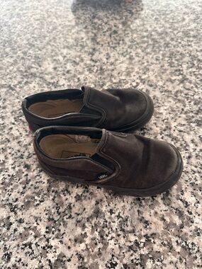 Vans Kids Slip-On Sneakers in Black